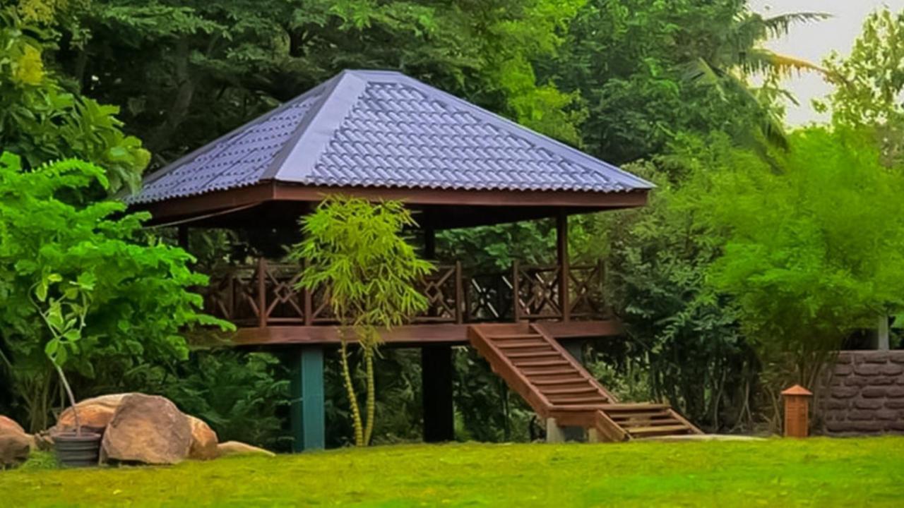 Silver Crown Nature Resort Kombichankulama Bagian luar foto