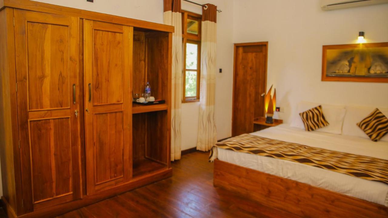Silver Crown Nature Resort Kombichankulama Bagian luar foto